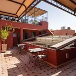Riad étoile ocre